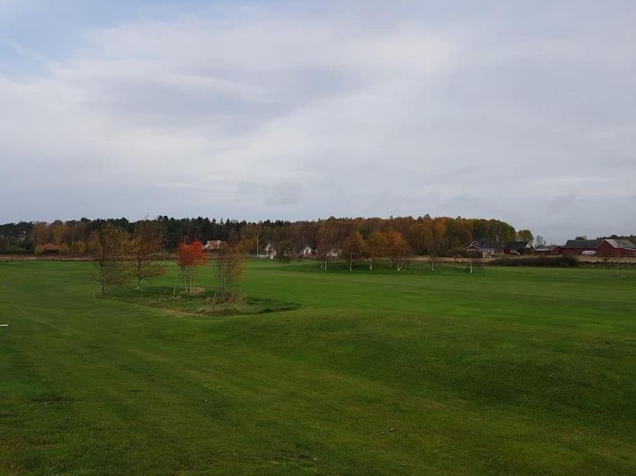 Attefallhus Blixtorps Golfbana Varberg Extérieur photo